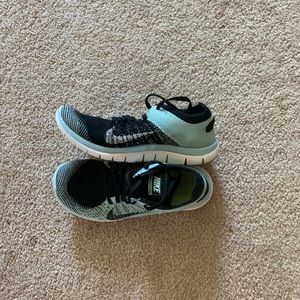 nike free run 4.0 size: 7